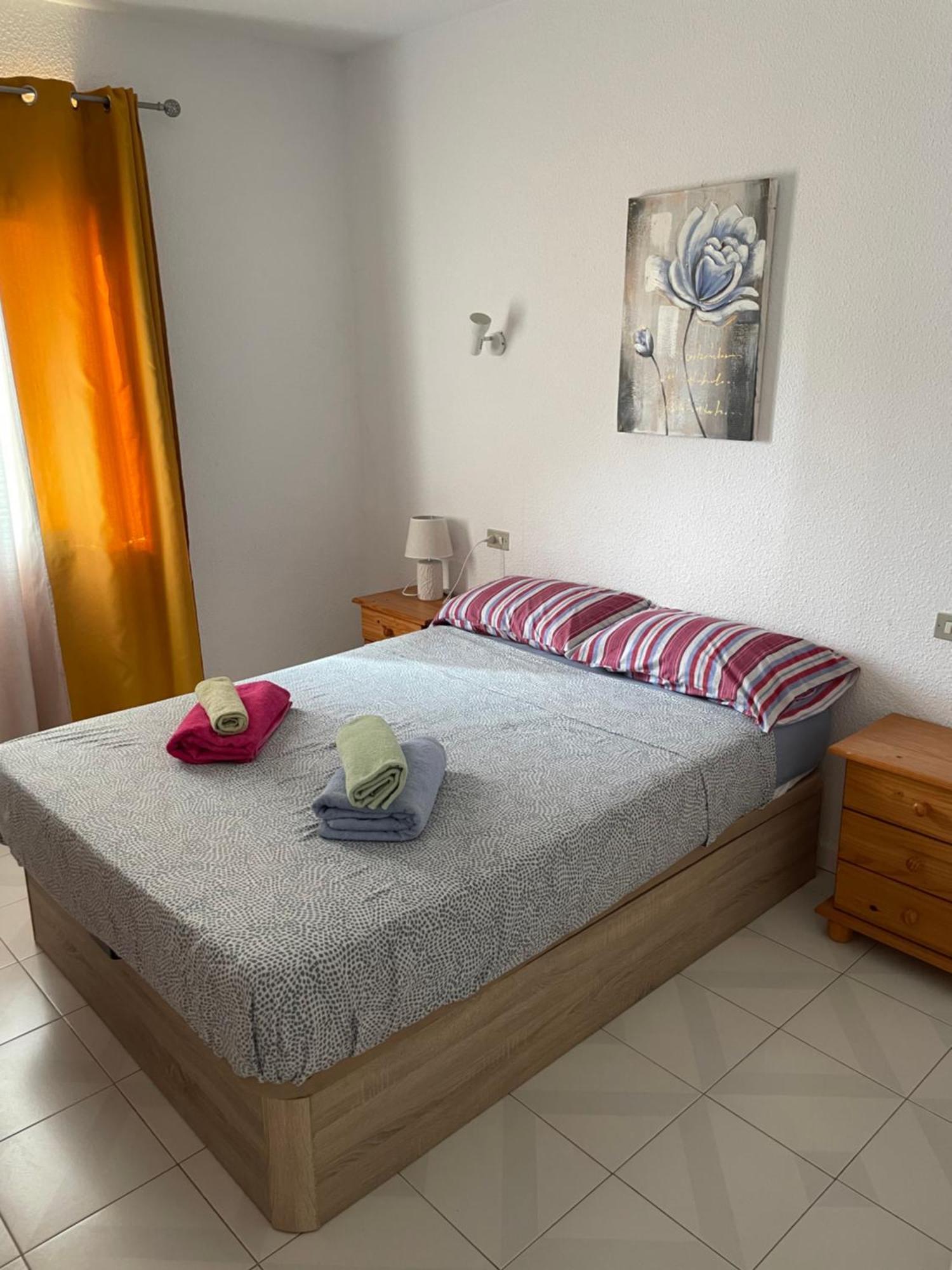 Apt Los Cristianos Beach 1 Buitenkant foto